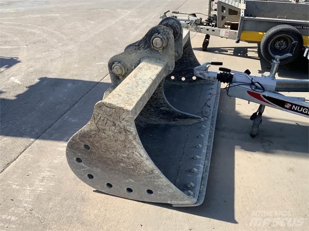JCB 7ft Grader Bucket 农业机械-其他