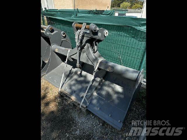 Liebherr CURAGE 建筑机械-其他