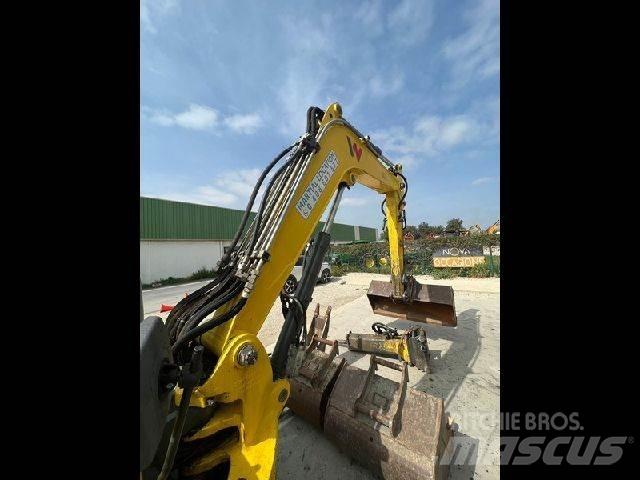 Neuson EZ80 小型挖掘机