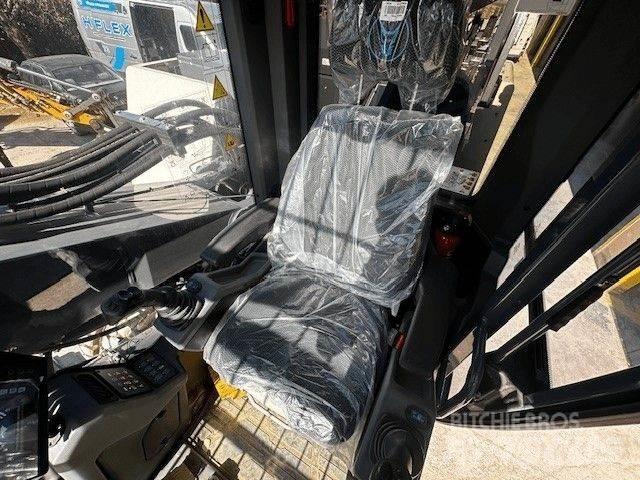 Terex TWH 220 S5 工业挖掘机