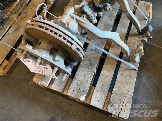 Volvo B5R 运输工具-其他