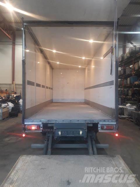 Volvo FL 运输工具-其他