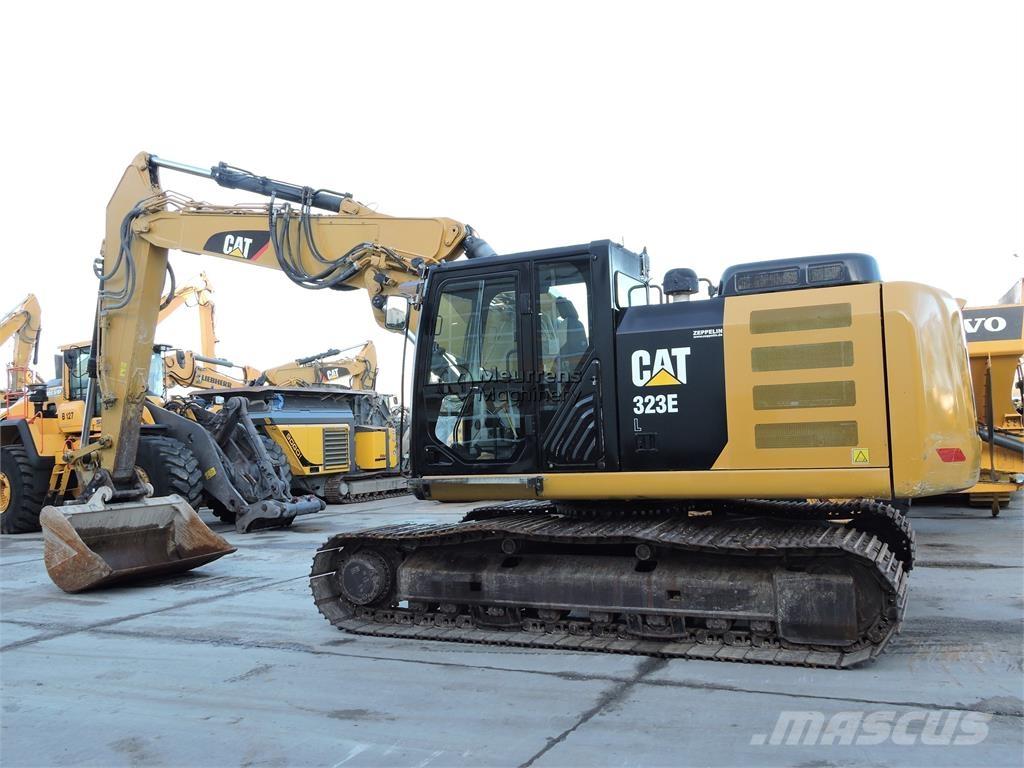 CAT 323E 履带挖掘机