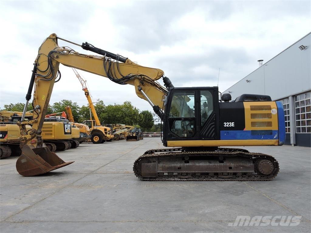 CAT 323EL 履带挖掘机