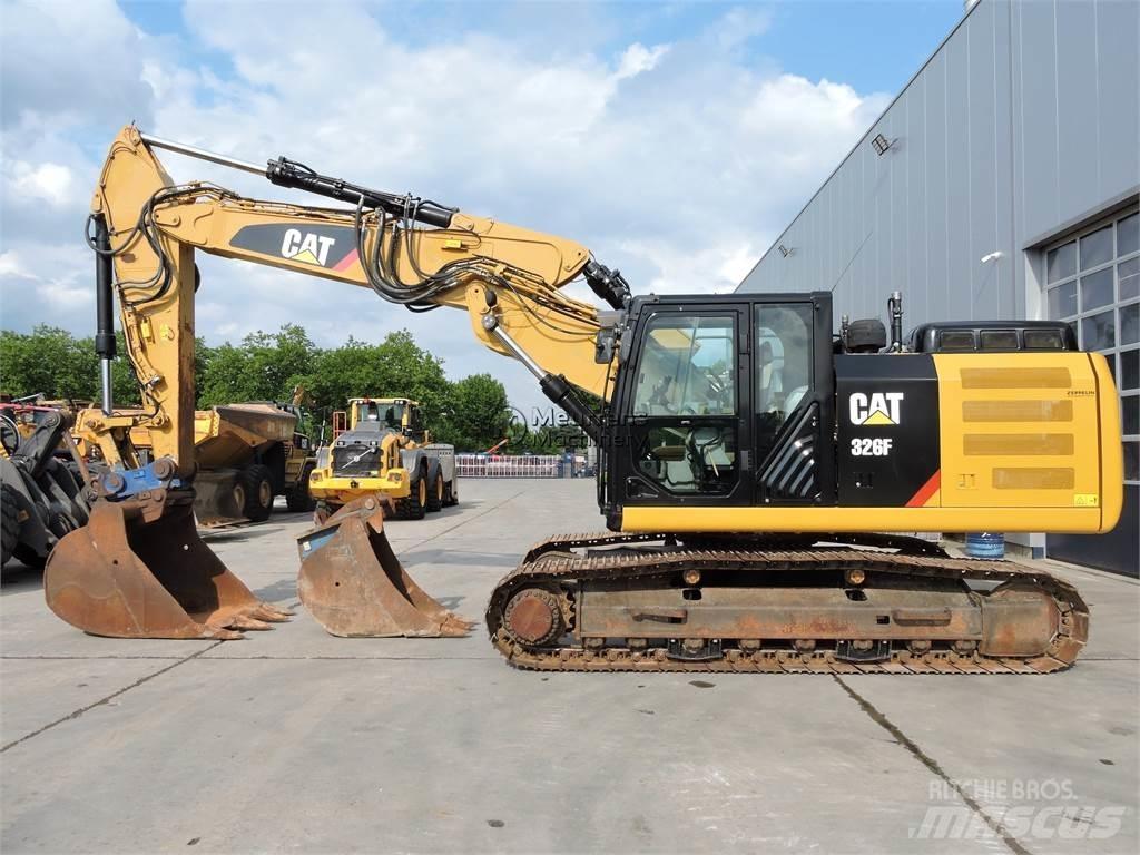 CAT 326F 履带挖掘机