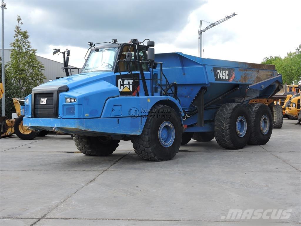 CAT 745C TAILGATE 铰接式自卸车