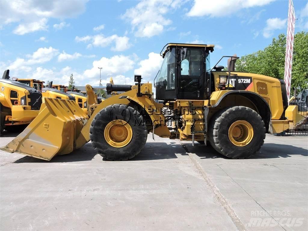 CAT 972M 轮式装载机