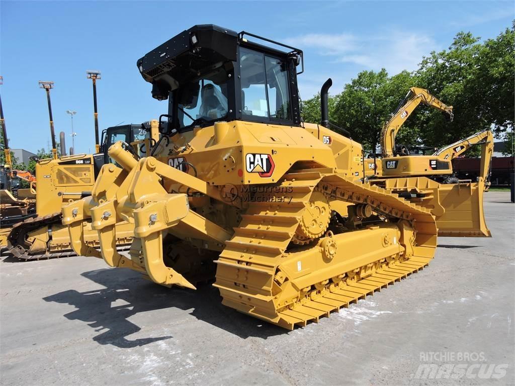 CAT D5 推土机