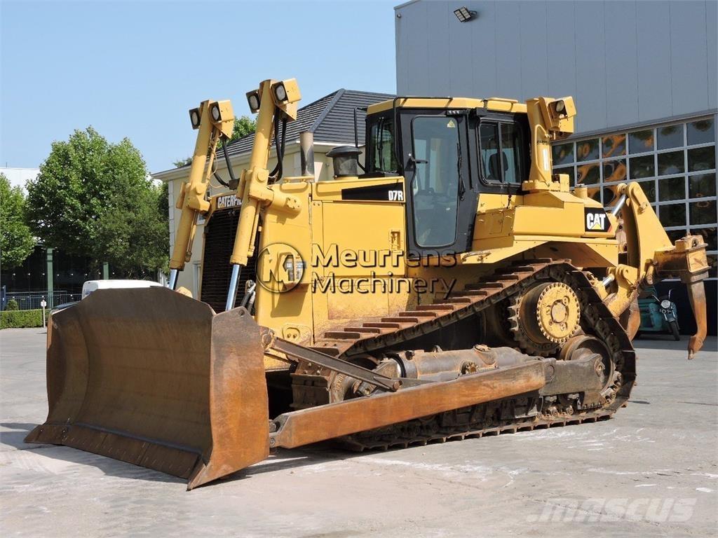 CAT D7R 推土机