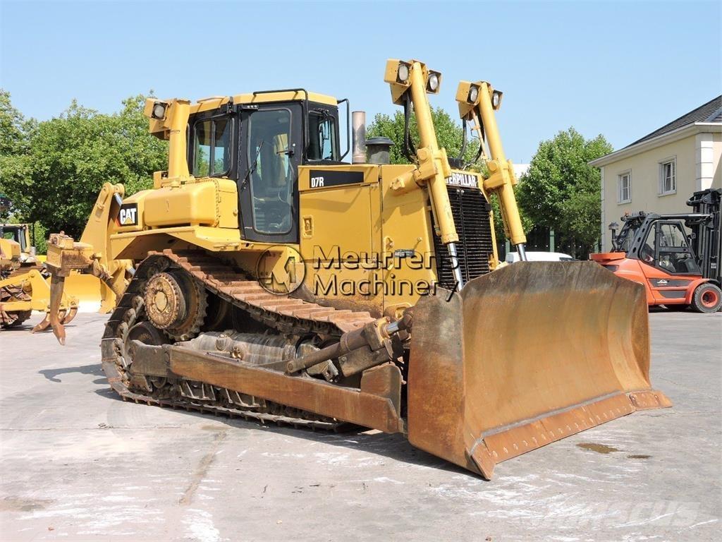 CAT D7R 推土机