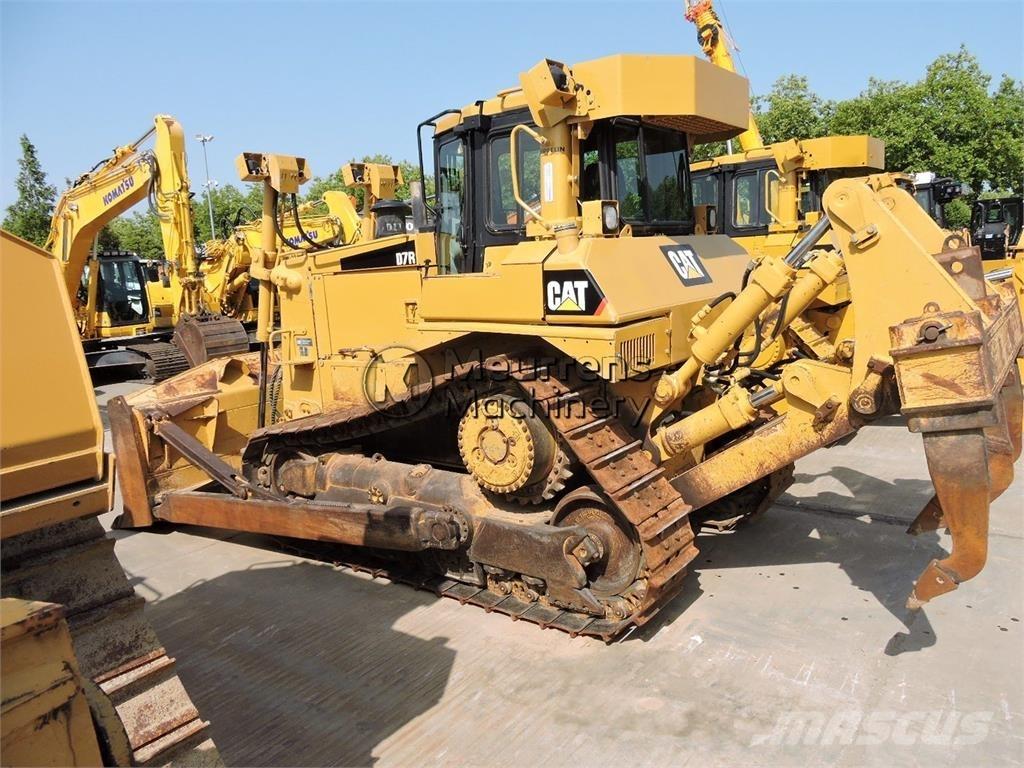 CAT D7R 推土机