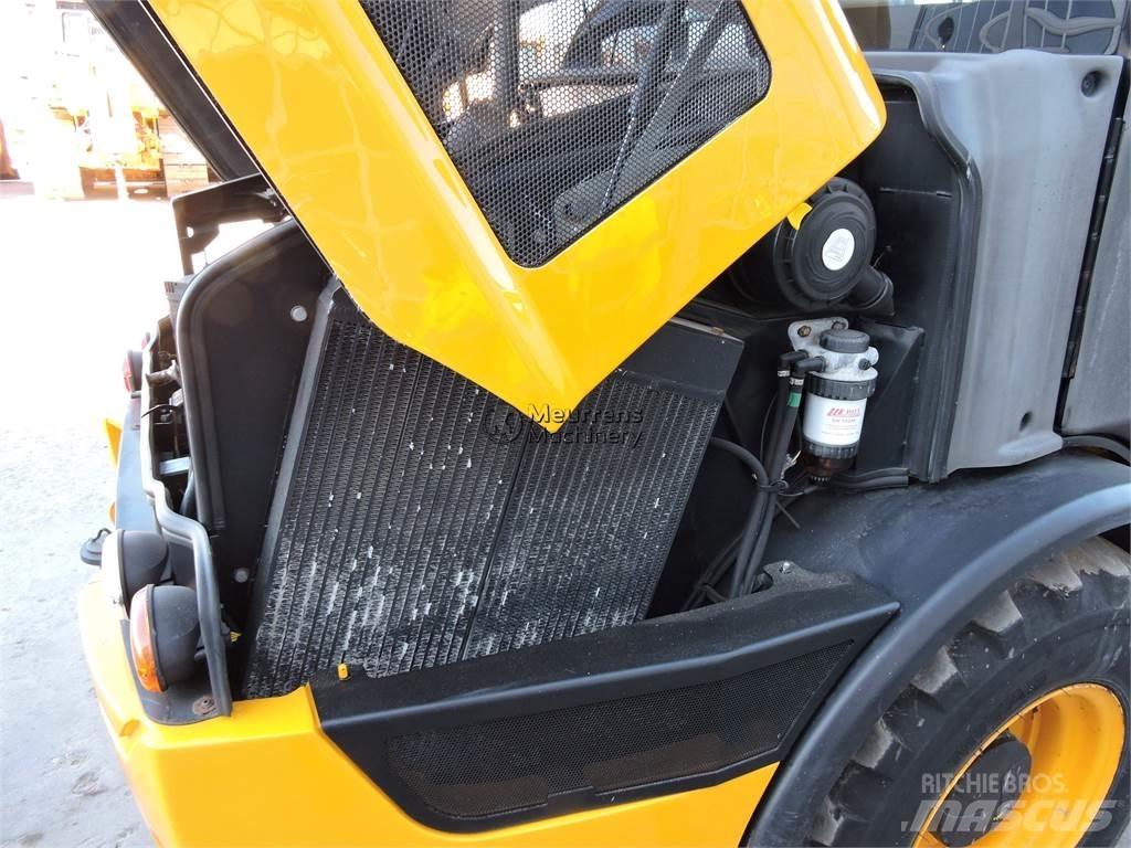 JCB 406 轮式装载机