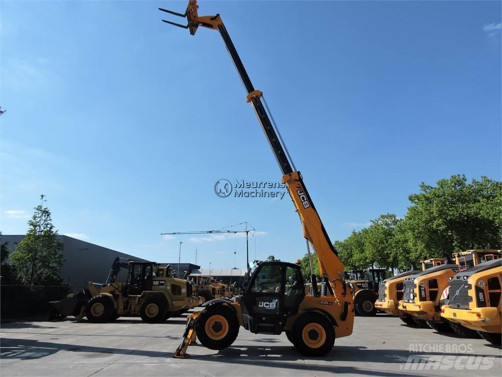 JCB 535-125 伸缩臂叉装车|叉装车