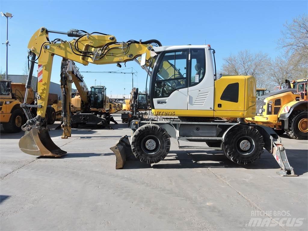 Liebherr A914 轮式挖掘机
