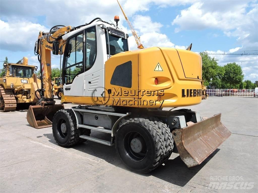 Liebherr A918 轮式挖掘机