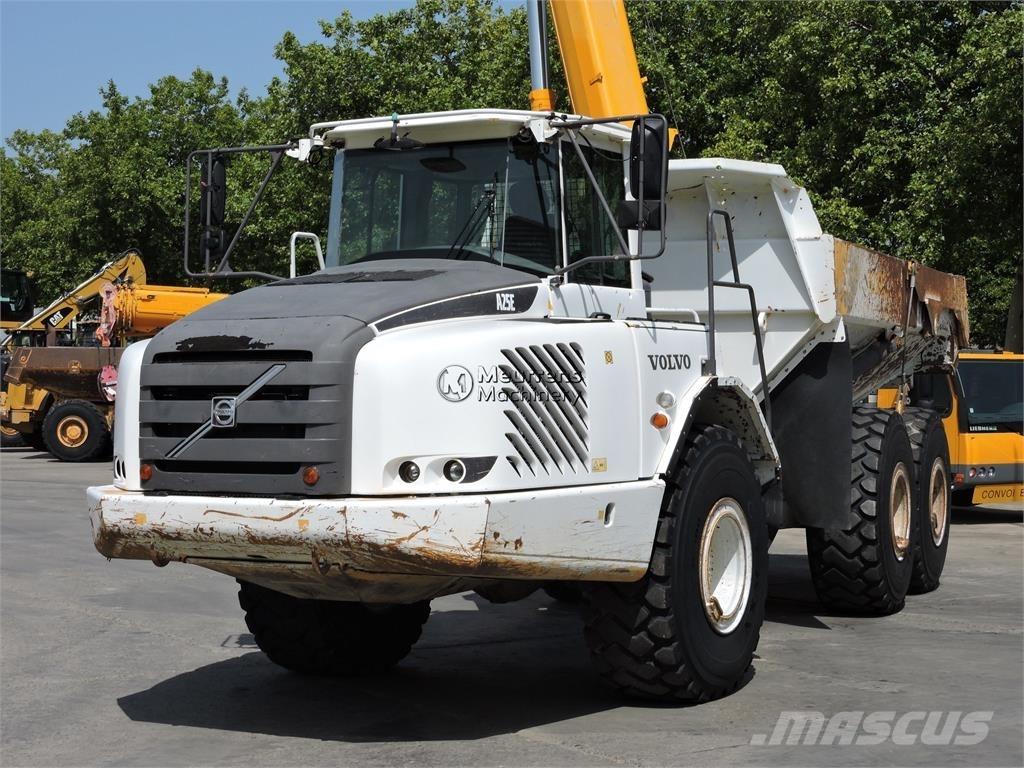 Volvo A25E 铰接式自卸车