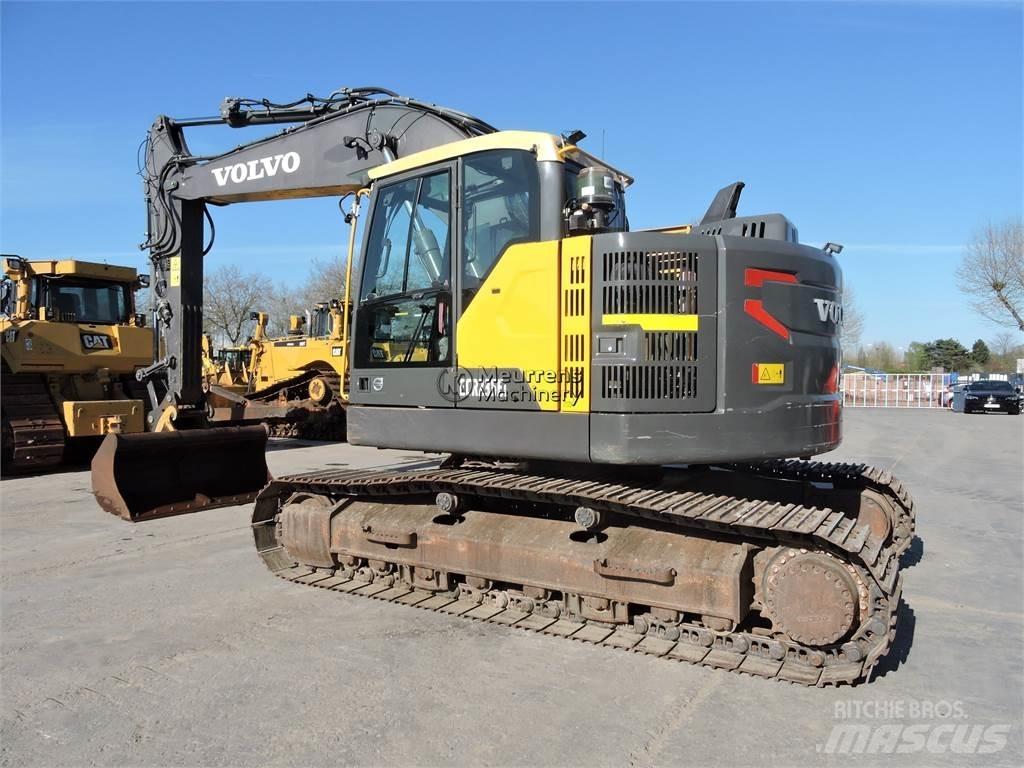 Volvo ECR235EL 履带挖掘机