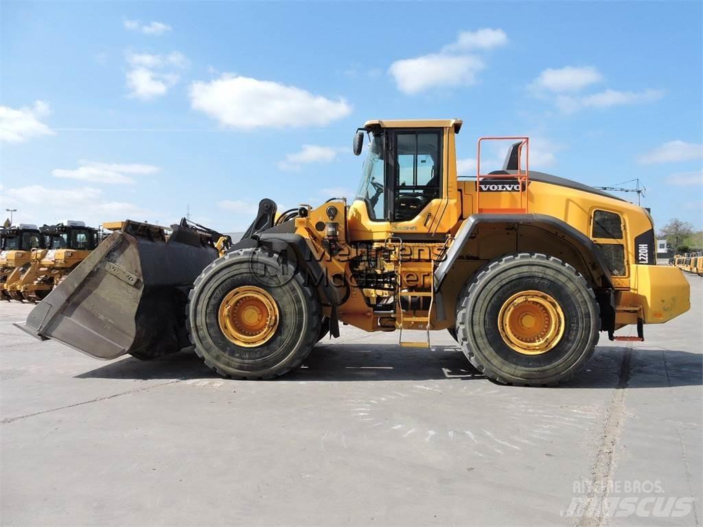 Volvo L220H 轮式装载机