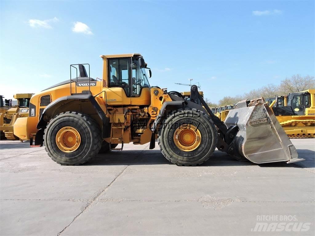 Volvo L220H 轮式装载机