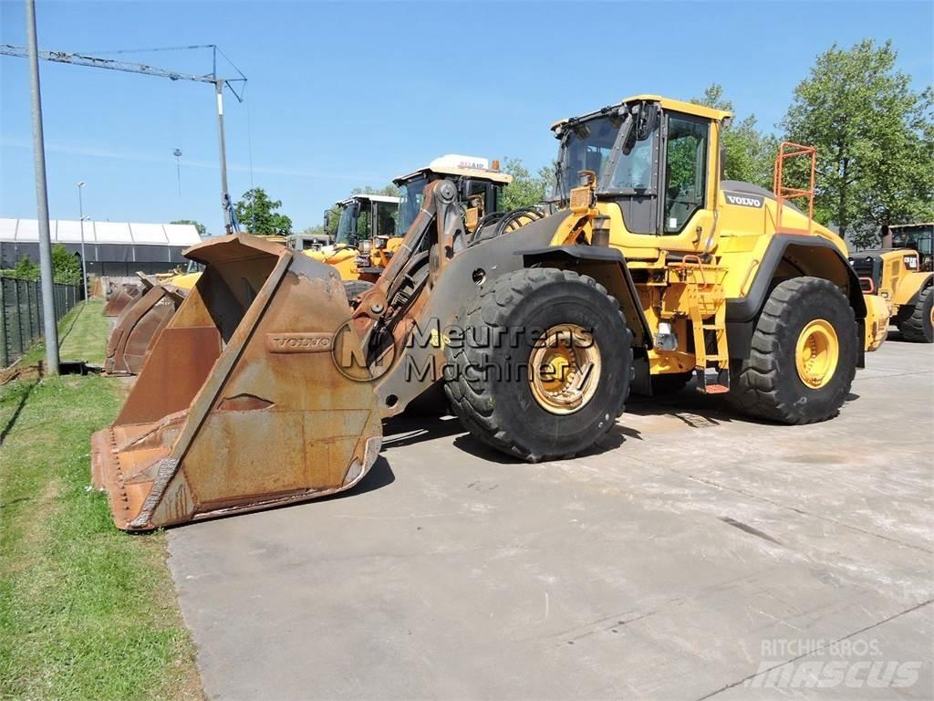 Volvo L220H 轮式装载机