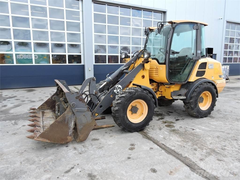 Volvo L25F 轮式装载机