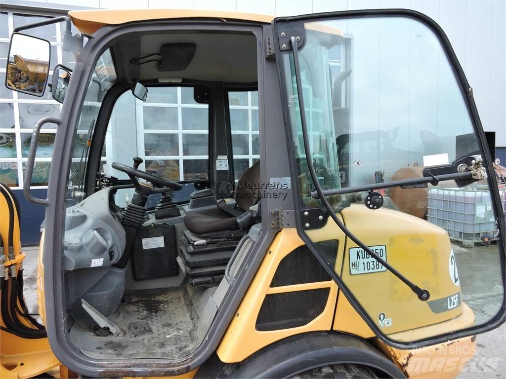 Volvo L25F 轮式装载机