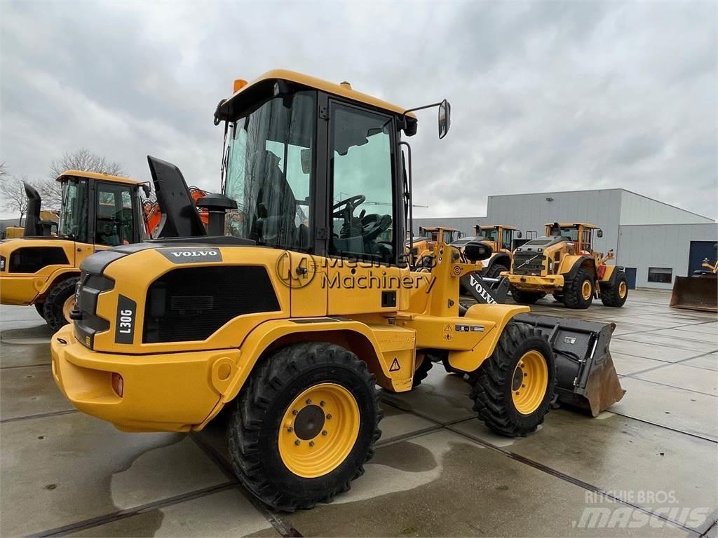 Volvo L30G 轮式装载机