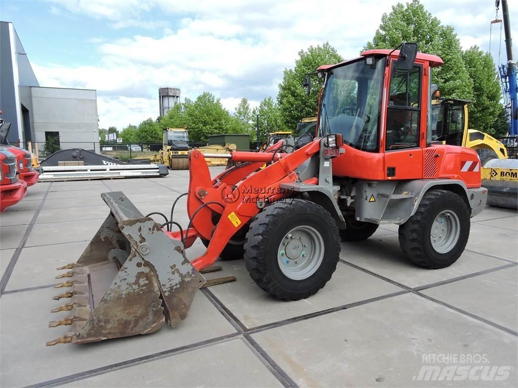 Volvo L30G 轮式装载机