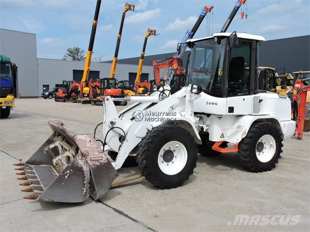 Volvo L30G + FORK 轮式装载机