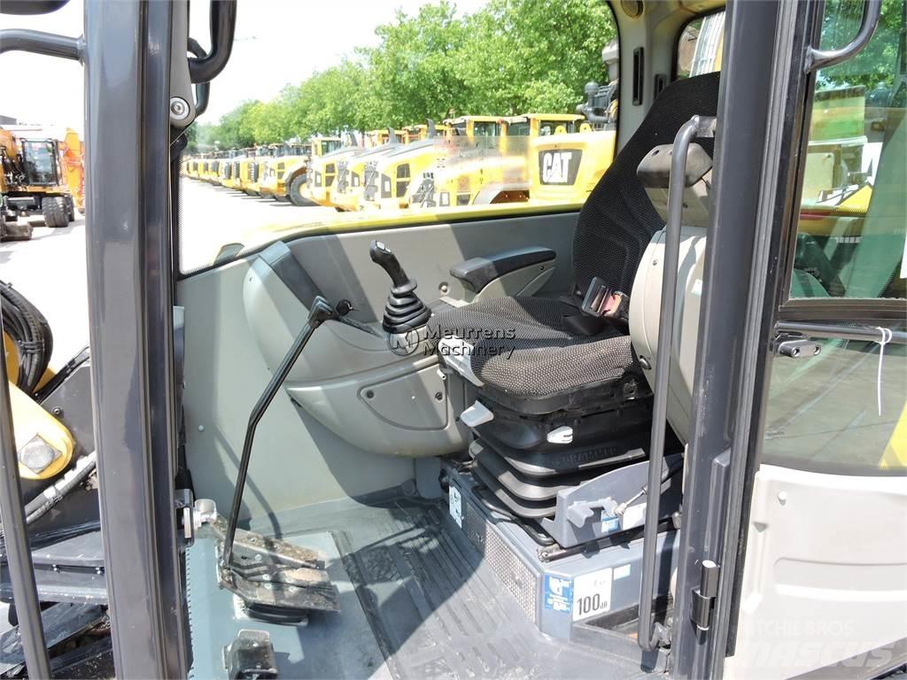 Yanmar SV120 履带挖掘机