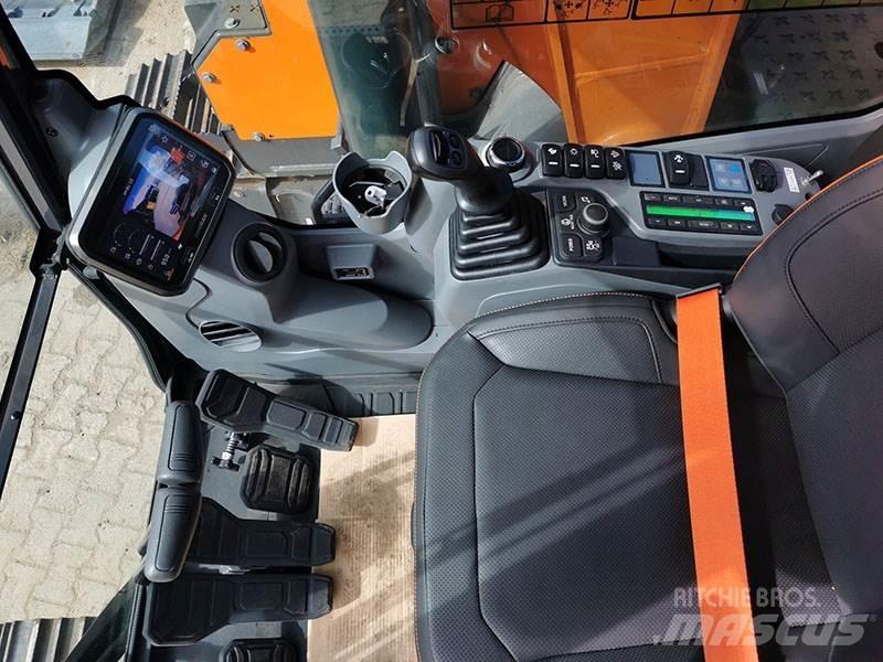 Doosan DX 140 LCR-7 履带挖掘机