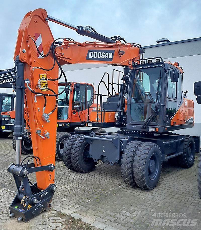 Doosan DX 170 W-7 轮式挖掘机