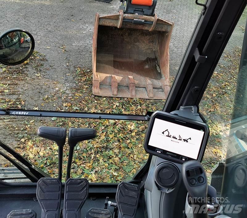Doosan DX 210 LC-7 履带挖掘机