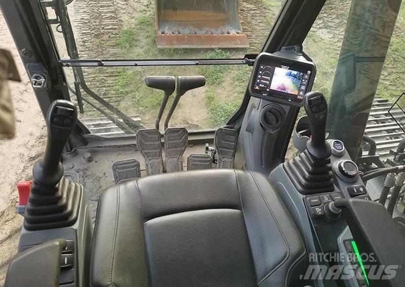 Doosan DX 225 LC-7 履带挖掘机