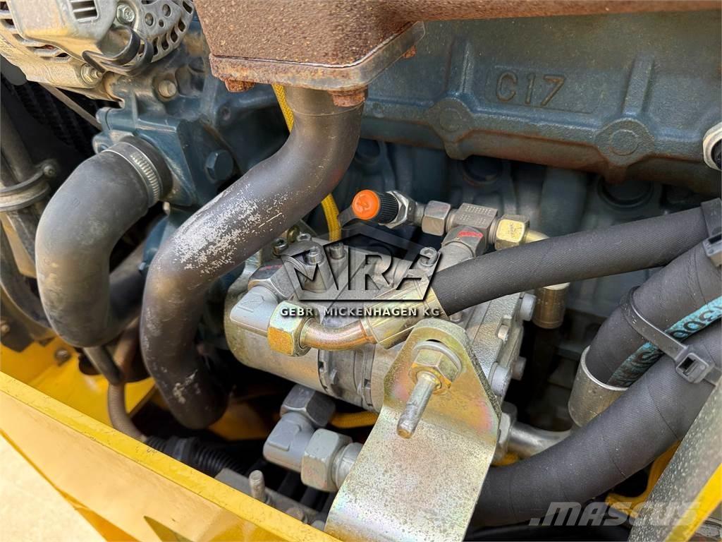 Bomag BW 100 AD-4 双轮压路机