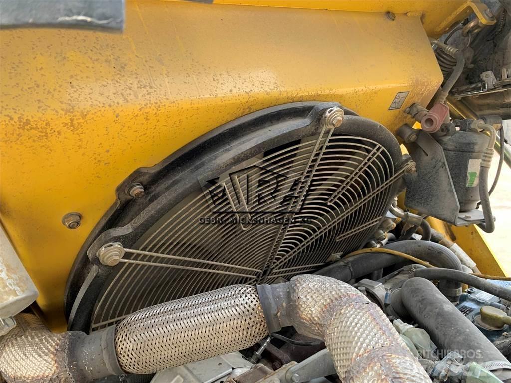 Bomag BW 154 AD-5 双轮压路机