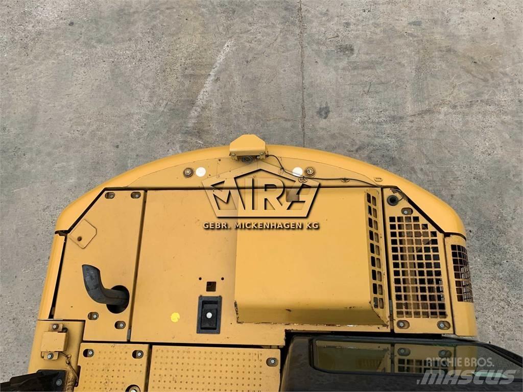 CAT 311D LRR 履带挖掘机