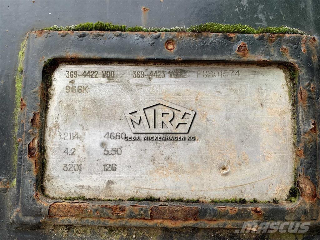 CAT 3200 mm / SW 挖斗