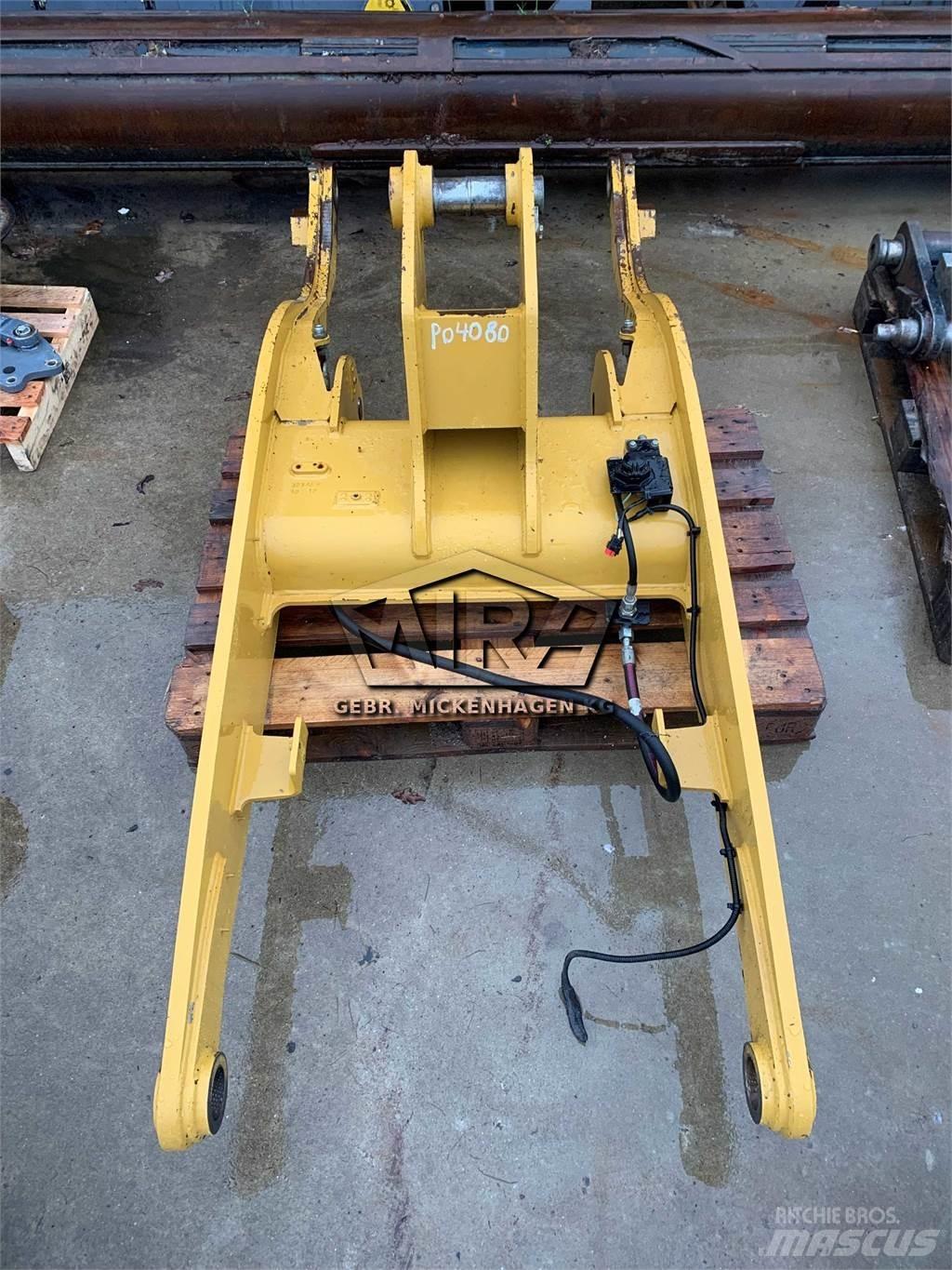 CAT 907 H 吊杆和铲斗