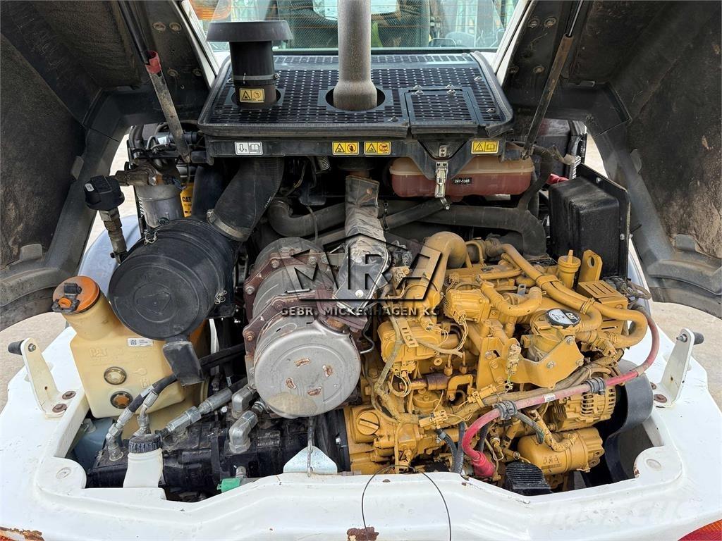 CAT 908M 轮式装载机