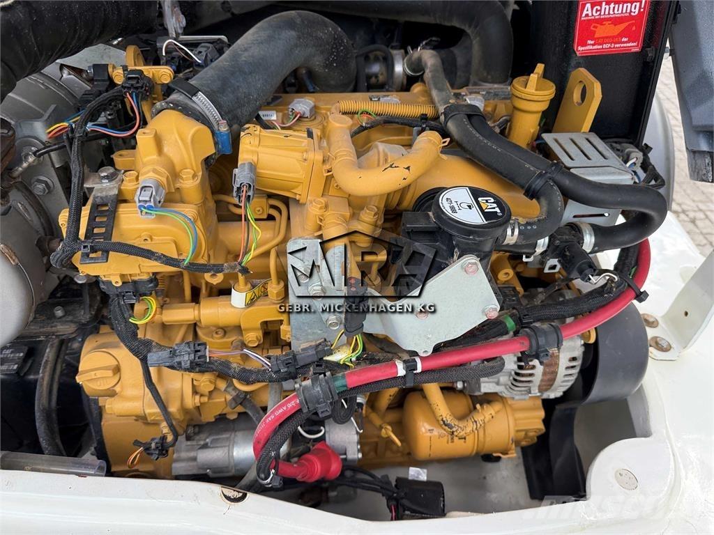 CAT 908M 轮式装载机