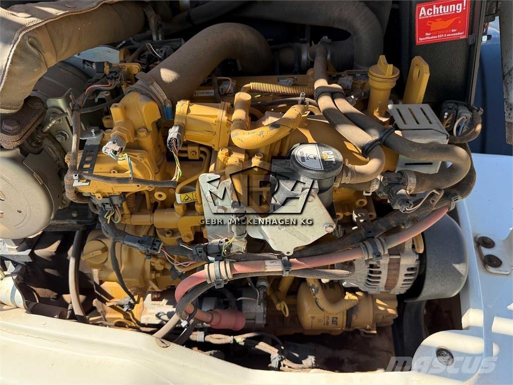CAT 908M 轮式装载机