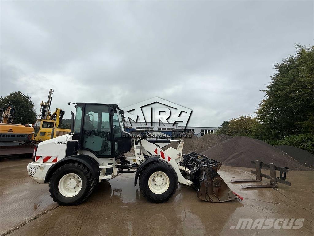 CAT 908M 轮式装载机