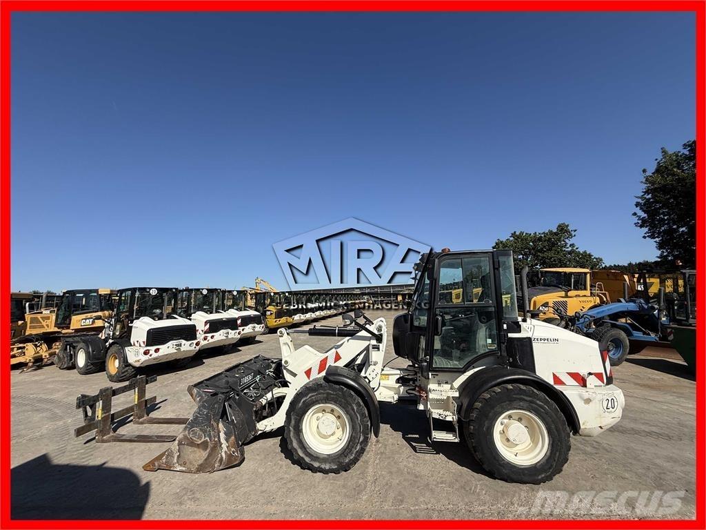 CAT 908M 轮式装载机