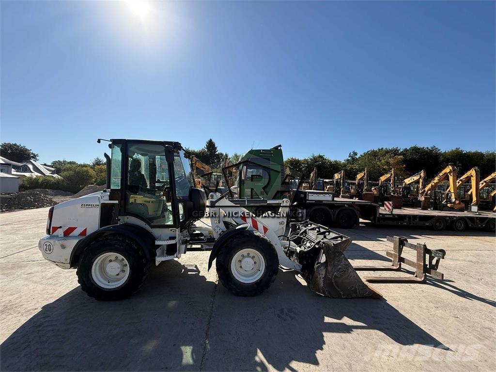 CAT 908M 轮式装载机