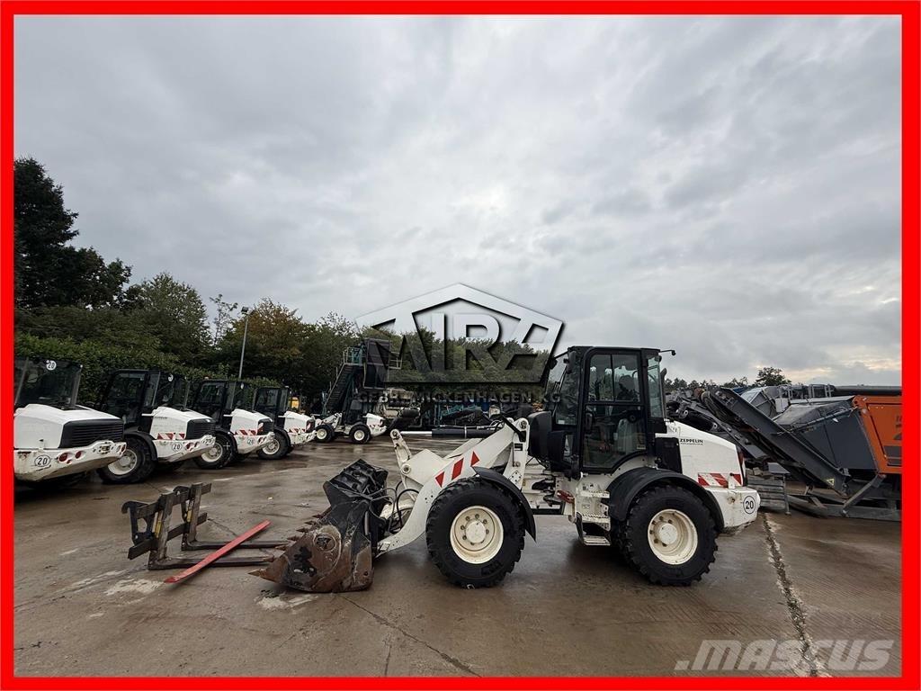 CAT 908M 轮式装载机