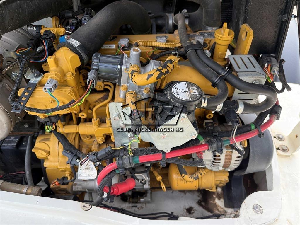 CAT 908M 轮式装载机