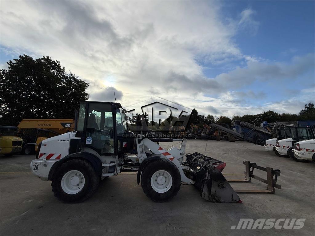CAT 908M 轮式装载机