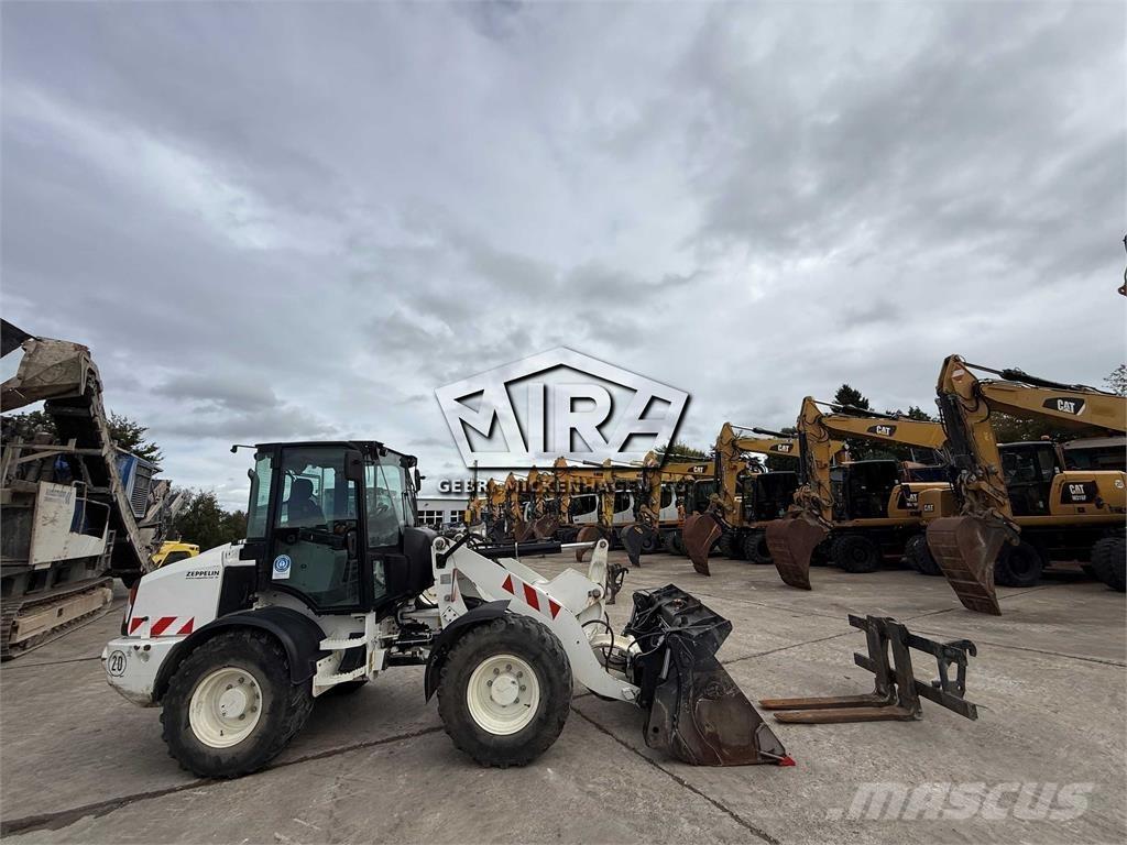 CAT 908M 轮式装载机