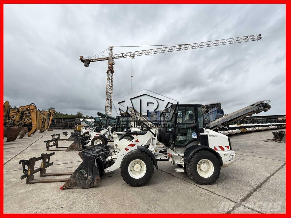 CAT 908M 轮式装载机